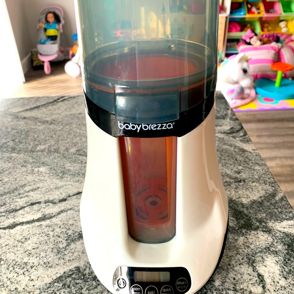 BabyBrezza bottle warmer in white